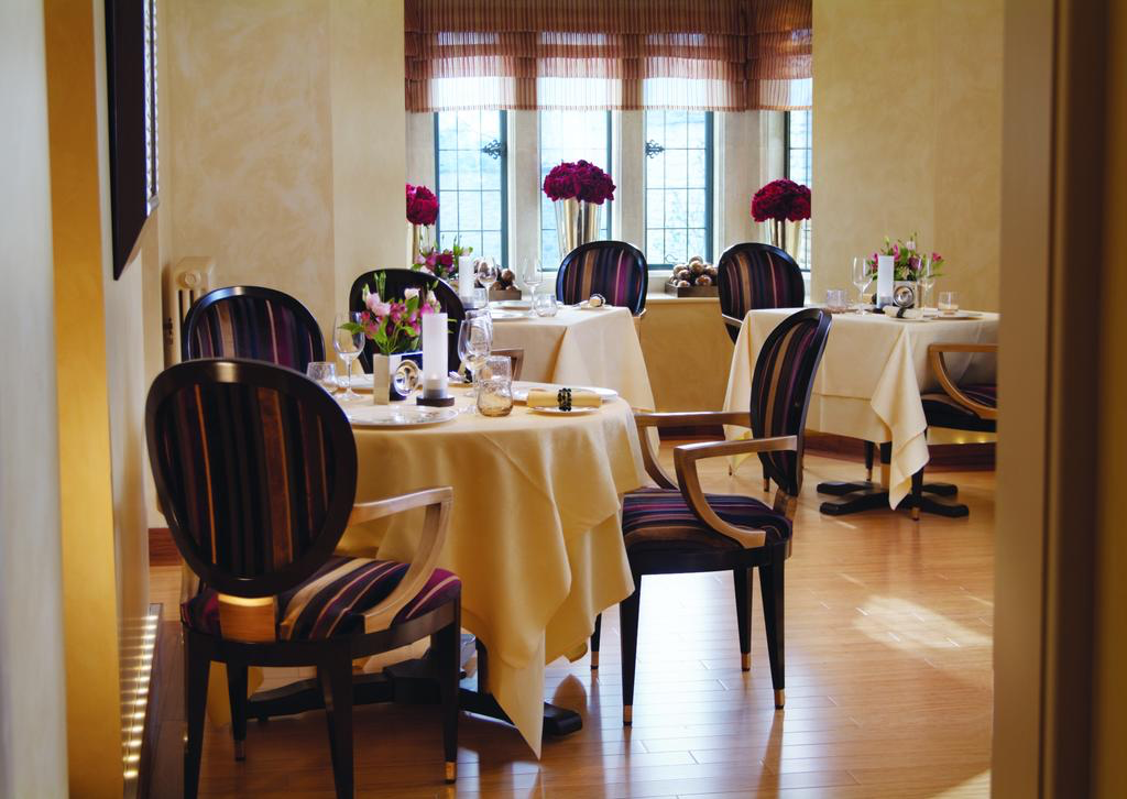 dining room at whatley manor